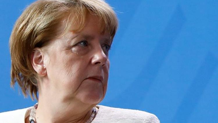 Almaniya hökumətində böhran: Merkel gedəcək