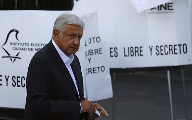 Yeni seçilən prezident pensiyaları iki dəfə artırır