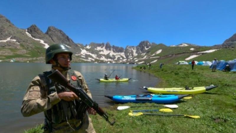 Türkiyə ordusunun MÖHTƏŞƏM UĞURU - Terrorçuların məskunlaşdığı yerdə...