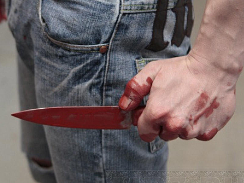 Gəncədə yerli sakin bıçaqlanıb