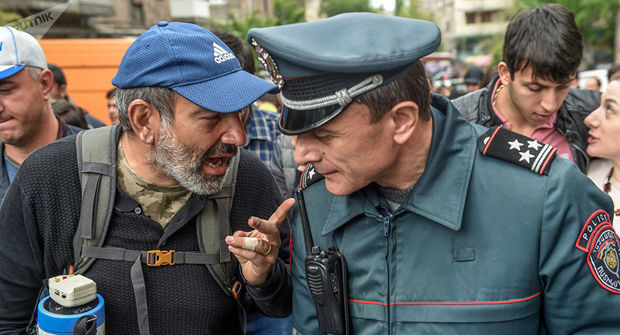 Paşinyan Qarabağa qoşun göndərir