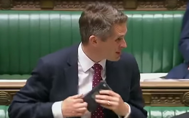 Müdafiə naziri Suriyayla bağlı çıxış etdi - “Siri” sözünü kəsdi...