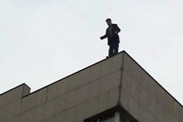 Azərbaycanda 41 yaşlı kişidən DƏHŞƏTLİ ƏMƏL