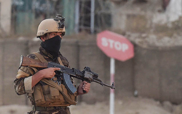 Əfqanıstanda terrorçu özünü partlatdı, azı 11 ölü