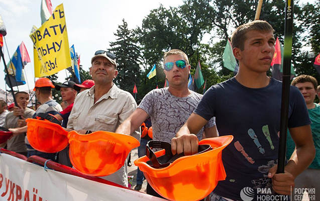 Kiyevdə 5 min insan etiraz aksiyası keçirir