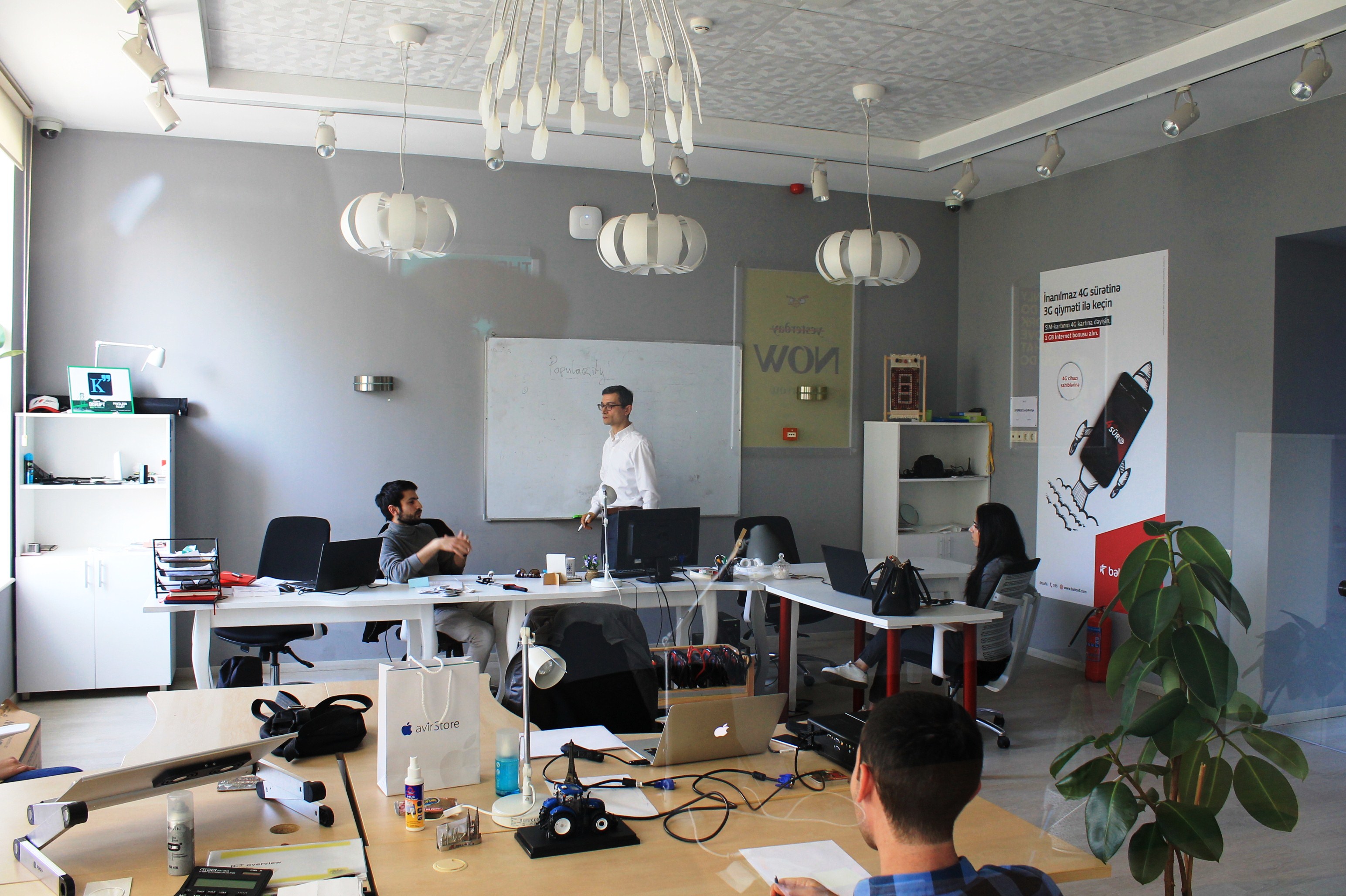 Gənc developerlər “AppLab” sayəsində layihə idarəedilməsinin əsaslarını öyrəniblər