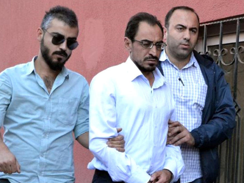 Anasını öldürüb, boğazını kəsən oğlunun ifadəsi QAN DONDURDU - FOTO