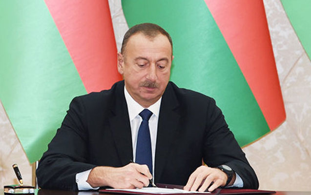 Prezident əlillərlə bağlı qanunu imzaladı