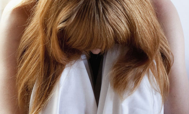 Qadınları xaricdə cinsi istismara məruz qoyan 2 bacı həbs edildi