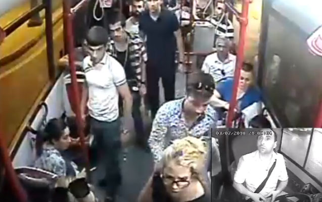 “BakuBus”da qəza şəraiti - Qadın yıxıldı+Video