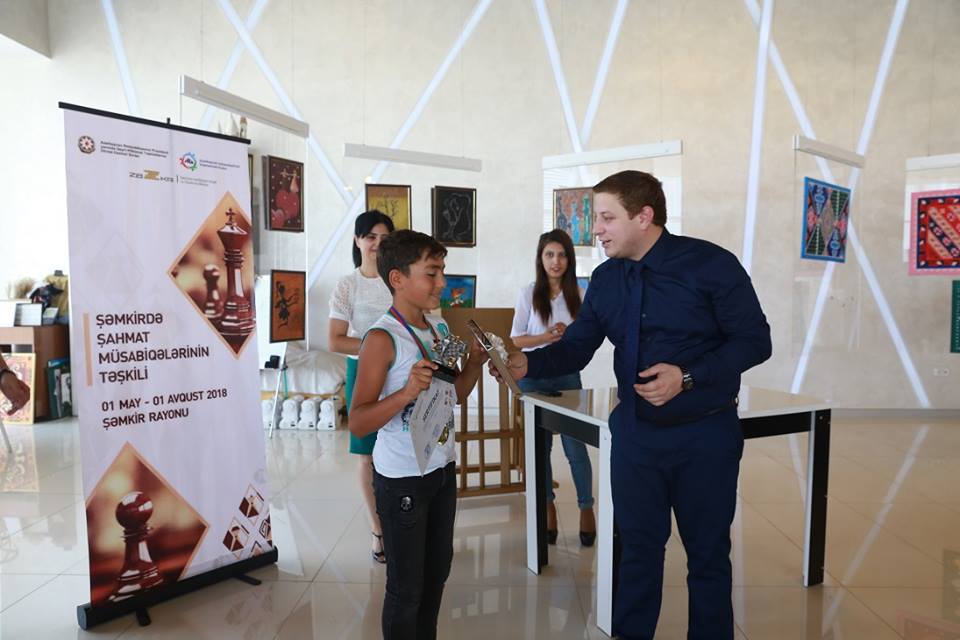 Şəmkirdə Şahmat müsabiqələrinin təşkil olunması layihəsi yekunlaşmışdır!