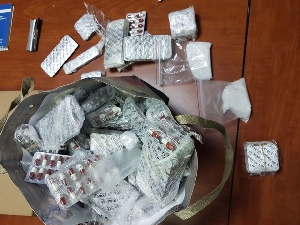 Ölkəyə qanunsuz dərman gətirən İran vətəndaşlarına hökm oxunub