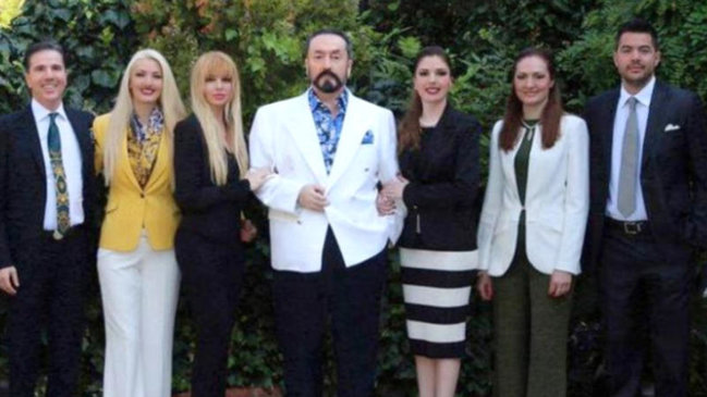 Adnan Oktar işində daha bir fakt - 5 uşağını aparıb, 25 il... - FOTOLAR