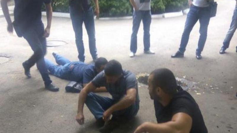 Fəhlənin sexdə yanıb ölməsinə görə 3 nəfər həbs edildi - Rəsmi