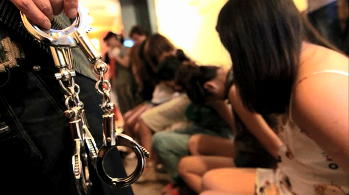 Bacıların qadın biznesi: Bakıda əxlaqsızlıq yuvası təşkil edib Türkiyəyə...