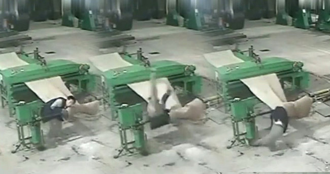 Fabrikdə iş maşınına ilişən işçi faciəvi şəkildə can verdi – Video