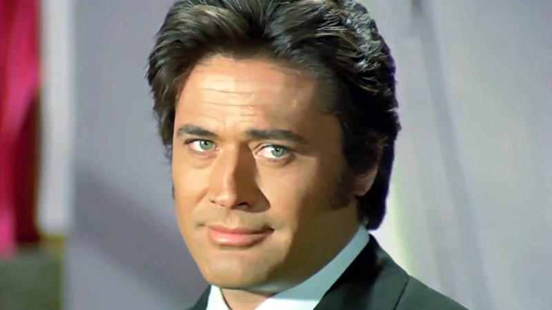 Əfsanəvi kino ulduzunun səhhəti AĞIRLAŞDI