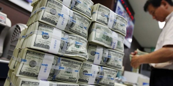 Banklarda dolların alış-satış qiyməti: kim daha ucuz alıb-satır? (SİYAHI)