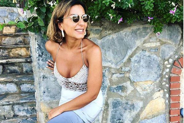 Sinə dekoltesi tənqid edildi – Foto