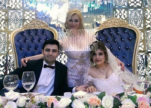 Tanınmış ifaçı oğlunun toyuna bu paltarı geydiyi üçün “topa tutuldu” – FOTOLAR