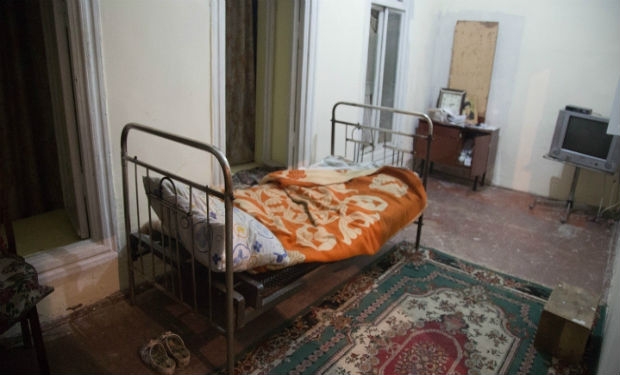 17 yaşlı oğlan telefona görə nənəsini öldürdü – Abşeronda dəhşətli qətlin təfərrüatları