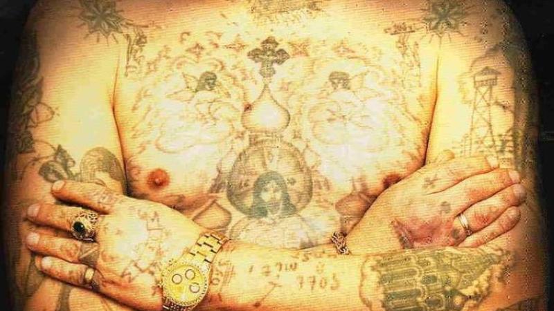 “Kral” titulu uğrunda müharibə BAŞA ÇATDI: yeni bir nömrəli “qanuni oğru