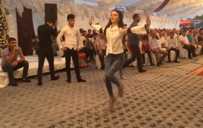 Bu azərbaycanlı qızın rəqsi