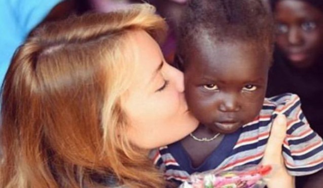 Qurban bayramında somalili uşaqları sevindirdi – Fotolar