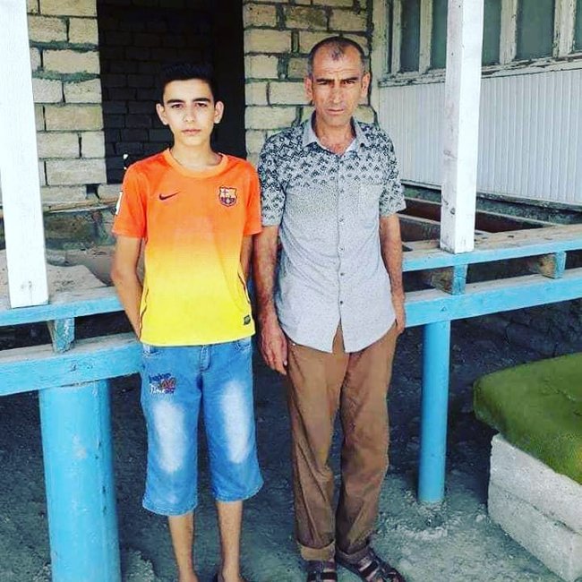 Oğlu ödənişli ali məktəbə qəbul olan fəhlə ata çarəsiz qaldı - YARDIM EDİN...