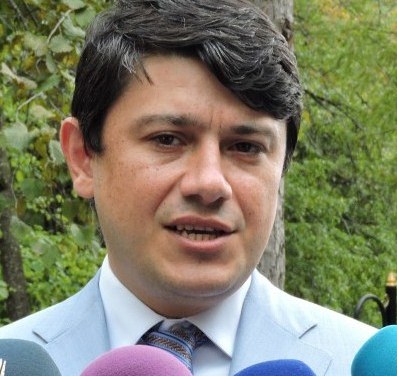 Fuad Muradov: Diaspor gənclərinin ilk dəfə keçirilən yay düşərgəsinə maraq böyükdür
