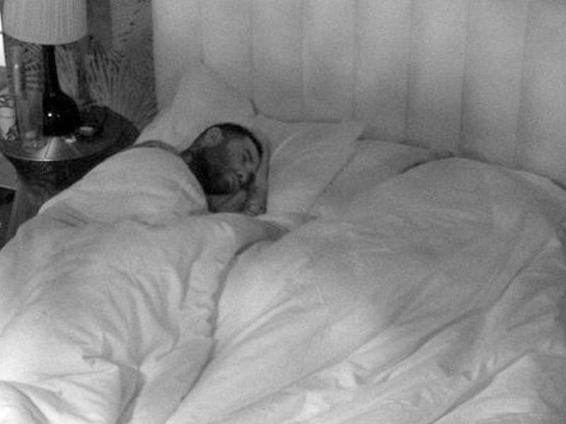 Şou ulduzu əxlaqsız hərəkətini etiraf etdi: 