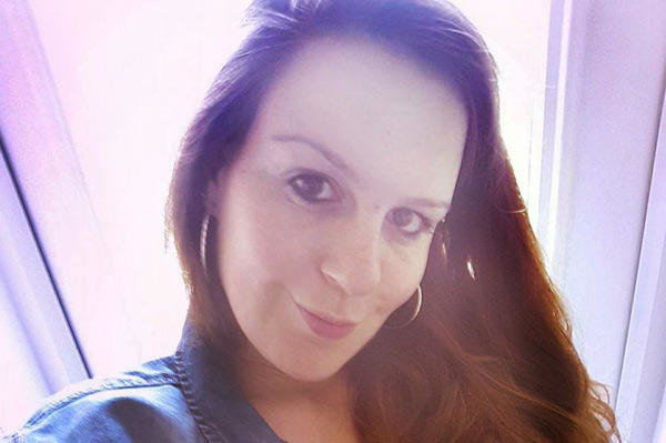 Ərinin kimlə xəyanət etdiyini görəndə HƏYATININ ŞOKUNU YAŞADI - FOTO