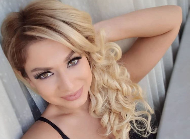 Azərbaycanlı aparıcının özündən gözəl anası - FOTO