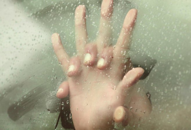 Maşında intim münasibətdə olan qızlar tutuldular