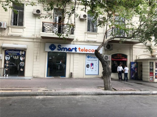 “Smart telecom” müştəriyə 2200 manata satdığı telefonu təmir etmir - Zəmanəti də var