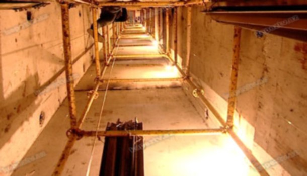 Nazirin olduğu lift şaxtaya düşdü