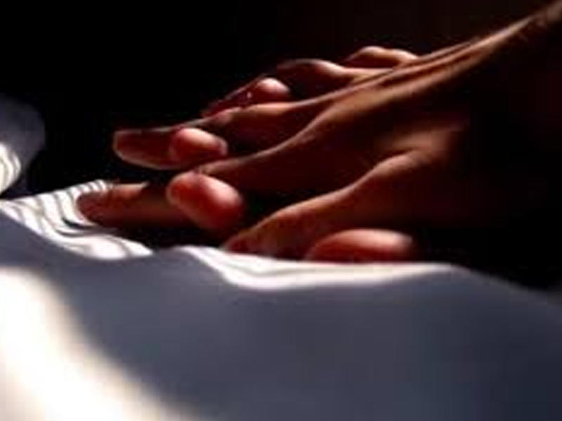 Nənə rəfiqəsini nəvəsi ilə cinsi əlaqədə olarkən tutdu - 