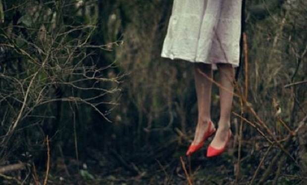 İntihar edən 15 yaşlı qızın həyat hekayəsi