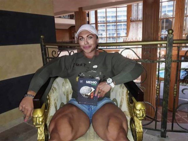 Bu qadına yaxınlaşmaq istəyənin cəsarəti olmalıdır - Vücudunu görən gözlərinə inanmır - FOTOLAR