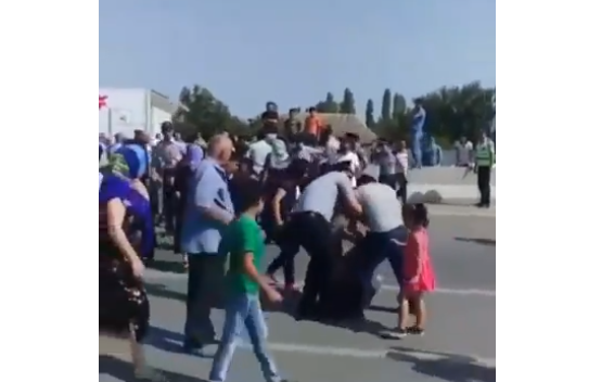  SON DƏQIQƏ:  Ağdaşda polislə əhali arasında qarşıdurma – Video