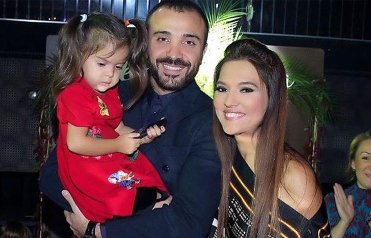 Demet Akalın boşanır