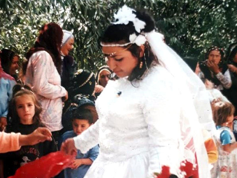 İntihar edən 16 yaşlı qızla bağlı ŞOK GERÇƏK - 40 günlüyündə anası... - FOTO