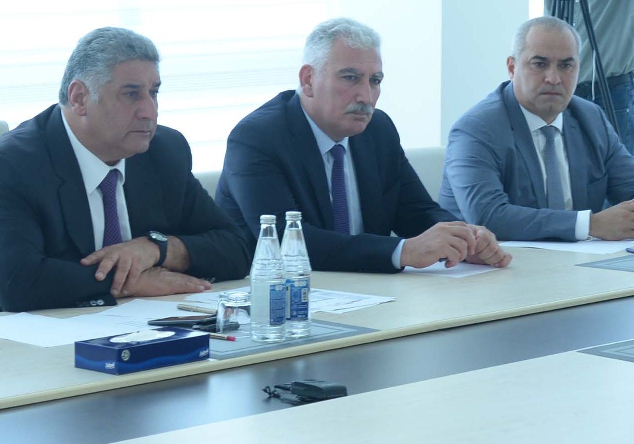 Nazir Azad Rəhimov Şirvanda vətəndaşlarla görüşdü