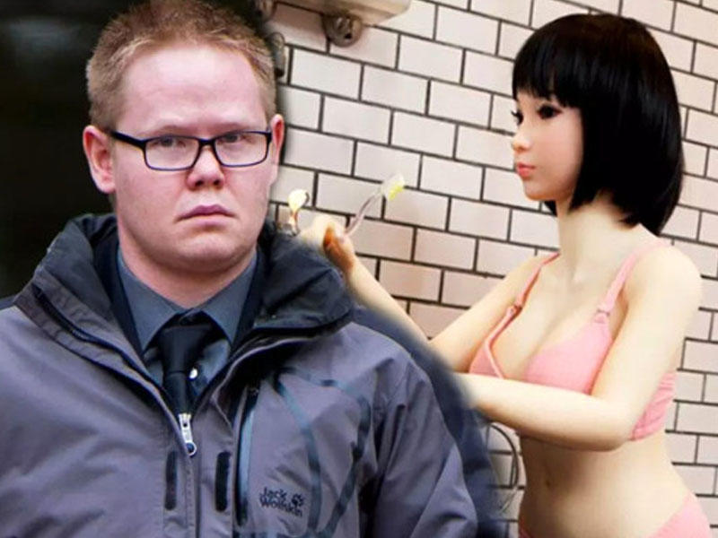 29 yaşlı gəncin aldığı seks robotu başına bəla oldu - FOTO