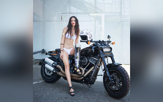 Bir ayağı olmayan qız “İtaliya gözəli” seçildi