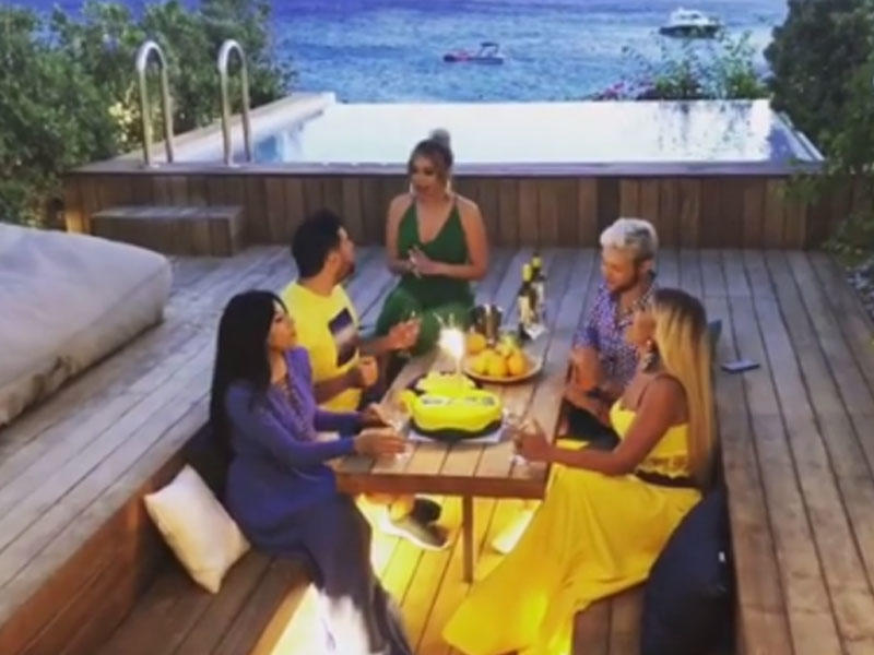 Nigar Camal geyimi ilə Yunanıstanı valeh etdi - VİDEO - FOTO