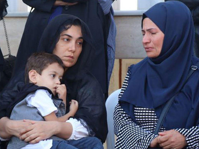 Sevil Nuriyeva həyat yoldaşının vida mərasimində - FOTO