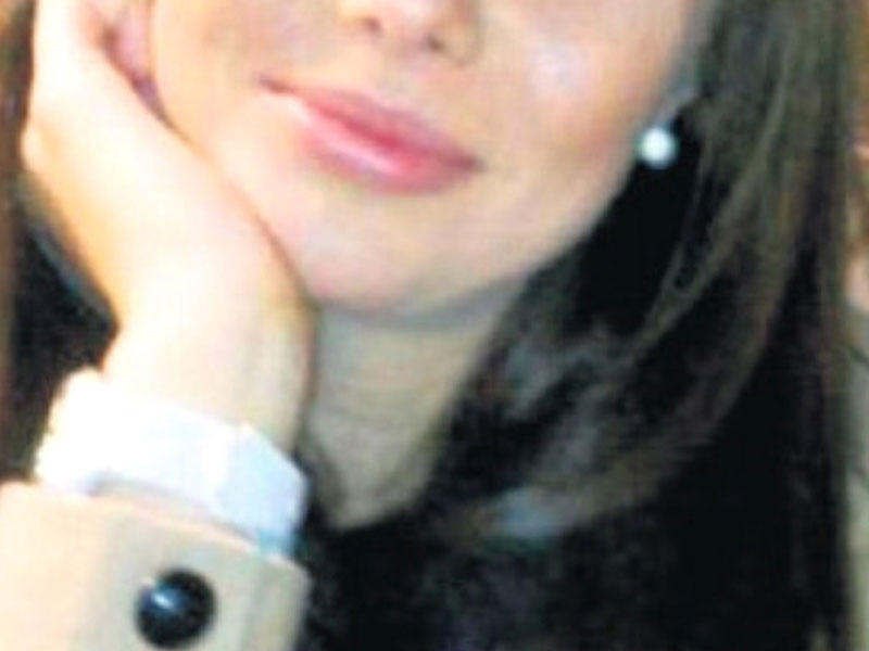 Çılpaq şəkilləri ilə şantaj edilən qadın: Mənimlə olmaq istədiyini dedi - FOTO