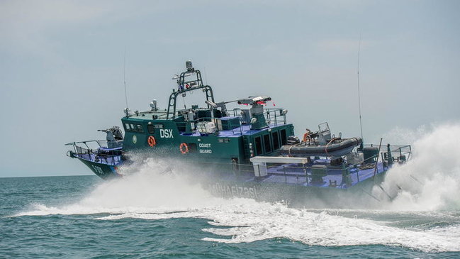 Xəzərdə qayıqla gəzintiyə çıxan 4 nəfər xilas edildi - 2-si QADINDIR - FOTO