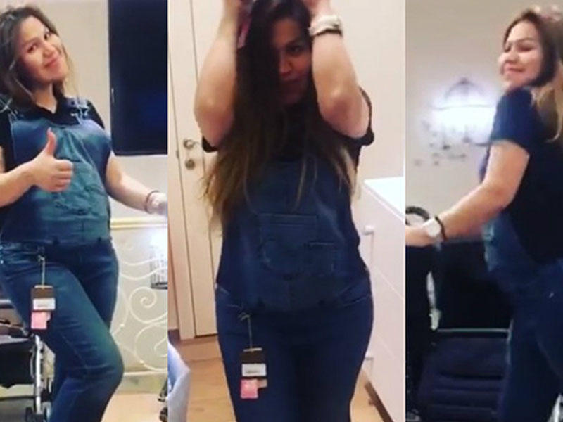Etiketi paltarından çıxarmadı, tənqid olundu - VİDEO